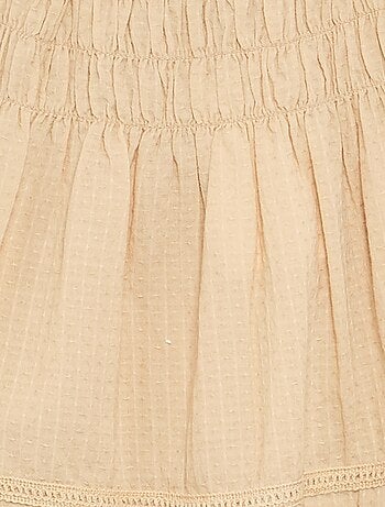 Vestido com alças com folhos e elásticas