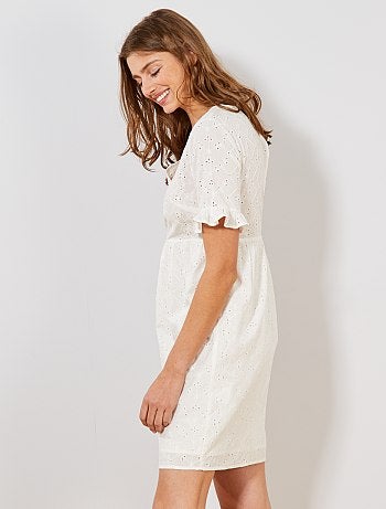 Vestido com bordado inglês - Kiabi