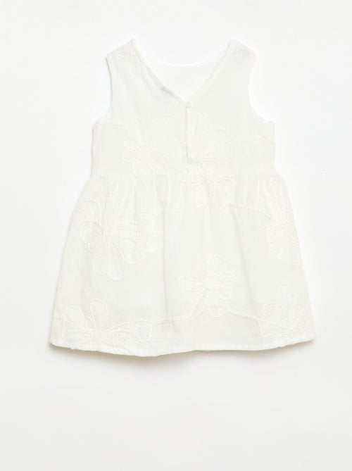 Vestido com bordados de flores - Kiabi