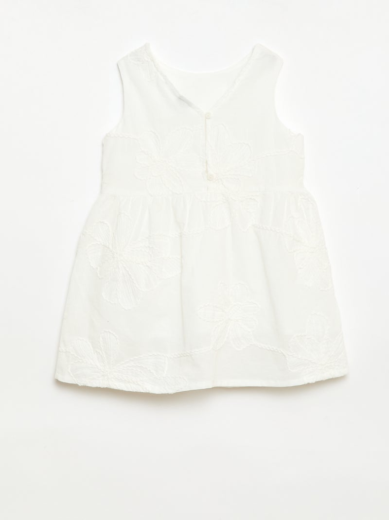 Vestido com bordados de flores Branco - Kiabi