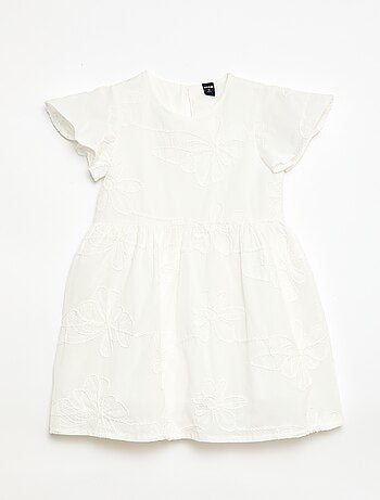 Vestido com bordados de flores fantasia