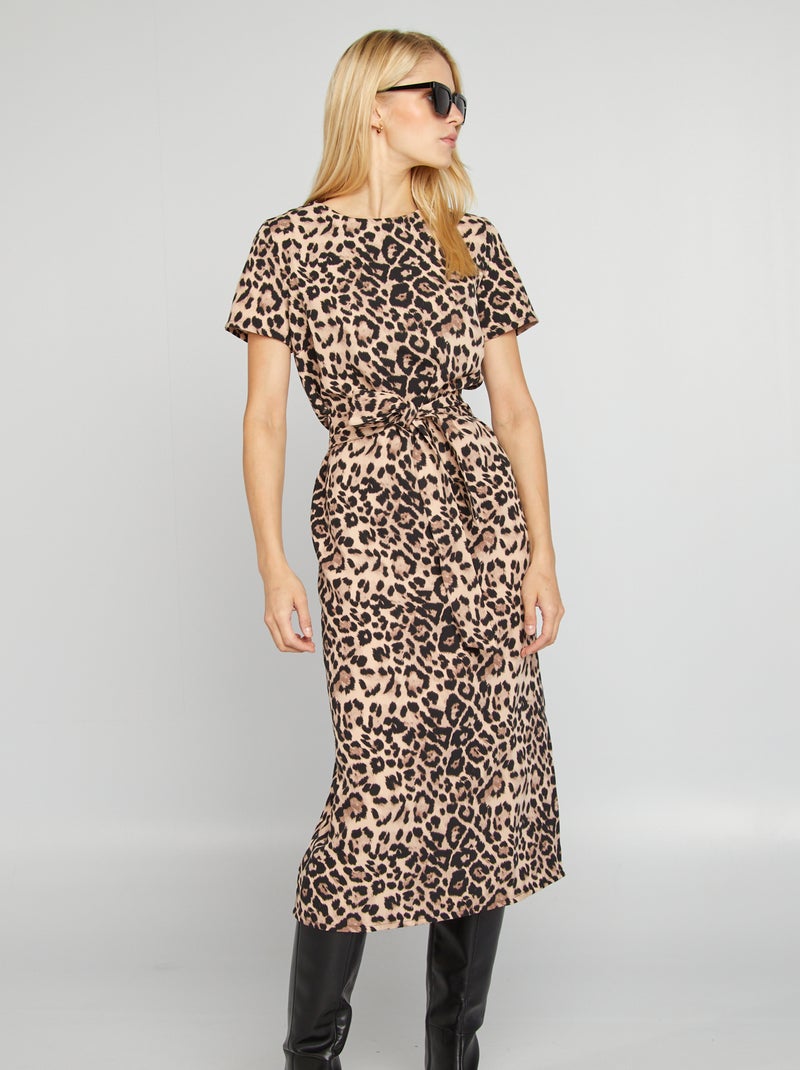 Vestido com corte midi e motivo 'leopardo' CASTANHO - Kiabi