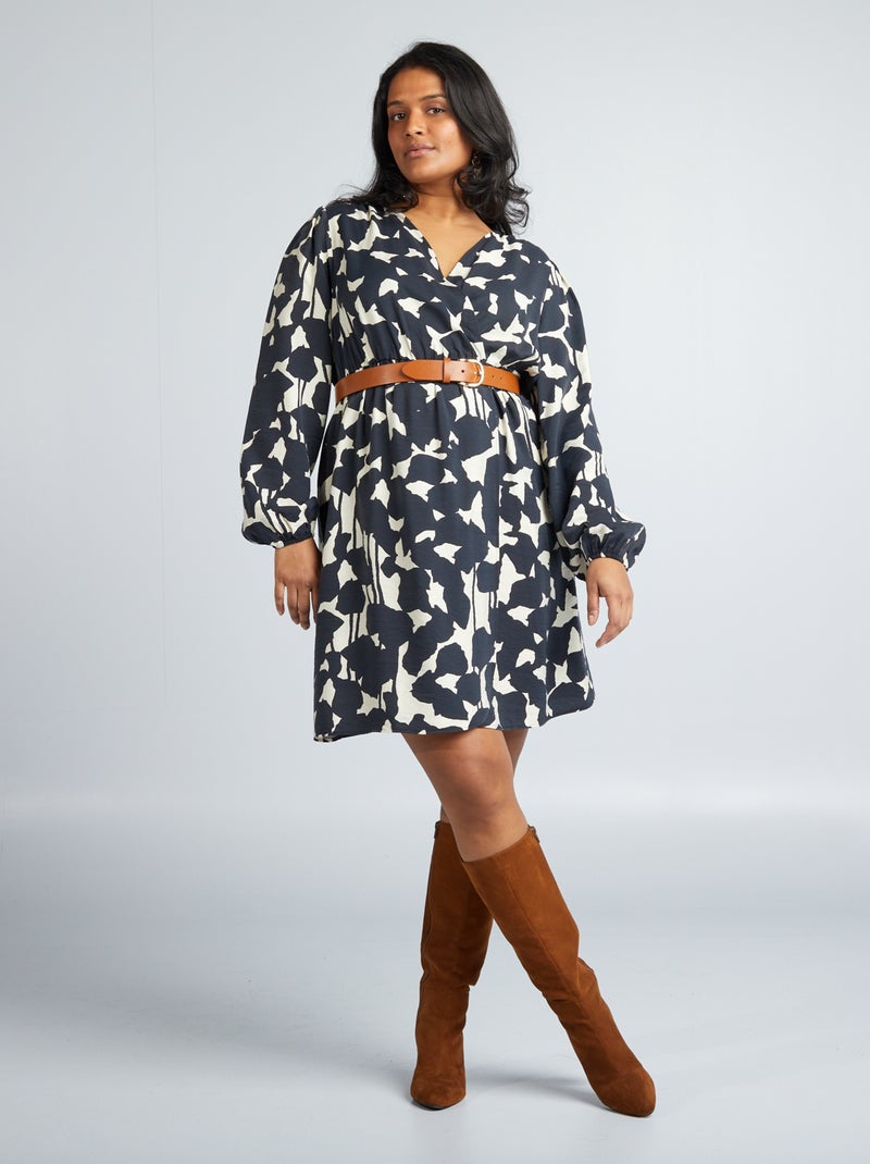 Vestido com corte trespassado PRETO - Kiabi