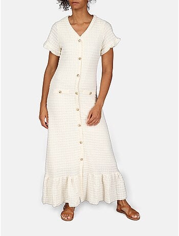 Vestido com decote em V