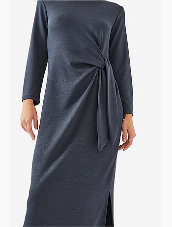 Vestido com detalhe de gravata em modal lucci