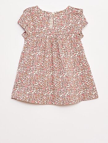 Vestido com folhos de manga curta