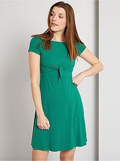 Vestido com laço de fantasia - Kiabi