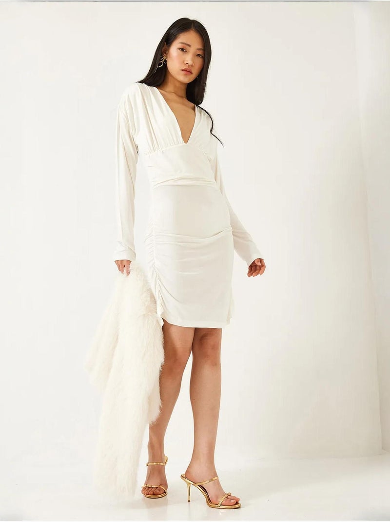Vestido com laterais franzidas lucci Branco - Kiabi