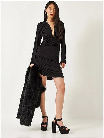 Vestido com laterais franzidas lucci