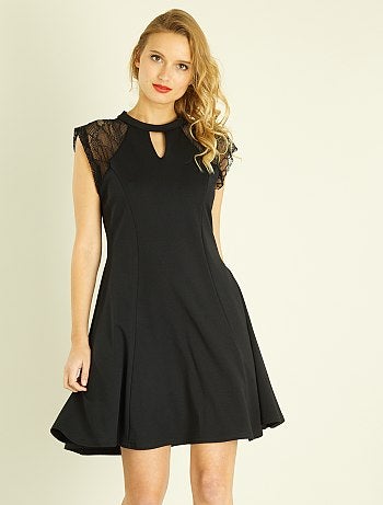 Vestido com mangas de renda - Kiabi