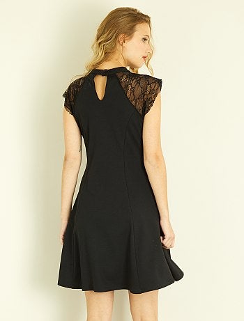 Vestido com mangas de renda - Kiabi