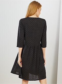 Vestido com tachas e recortes no peito - Kiabi