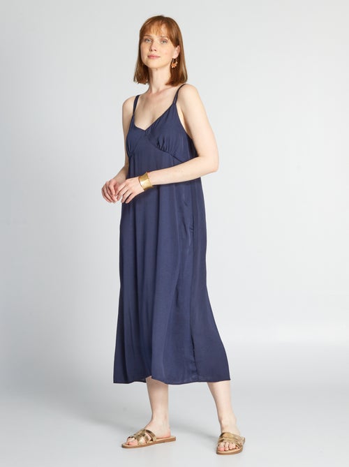 Vestido comprido acetinado - Kiabi