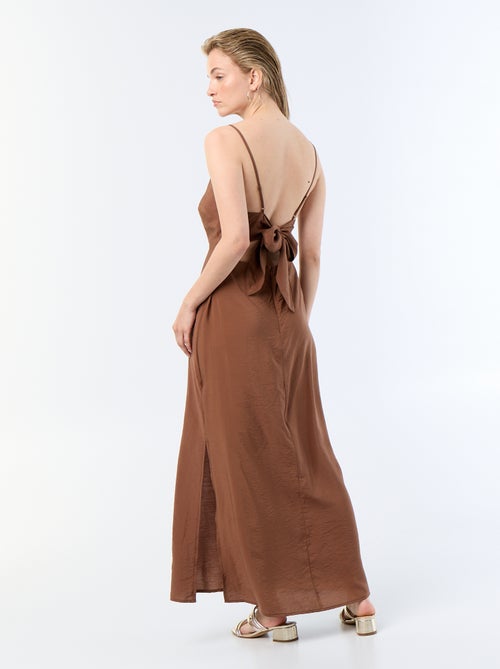 Vestido comprido acetinado com alças finas - Kiabi