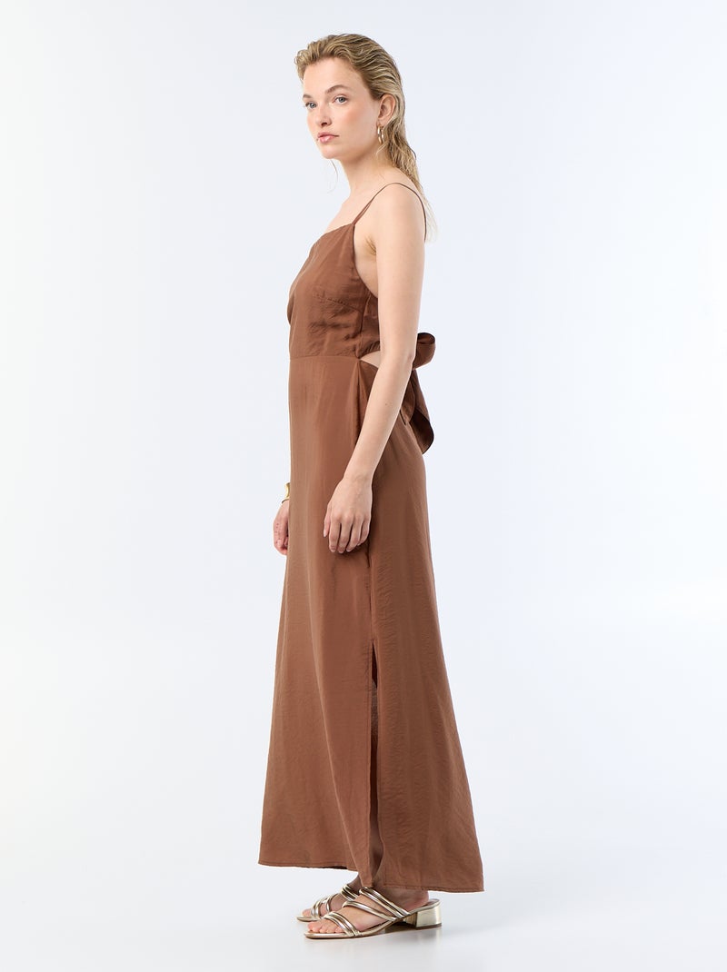 Vestido comprido acetinado com alças finas Castanho - Kiabi