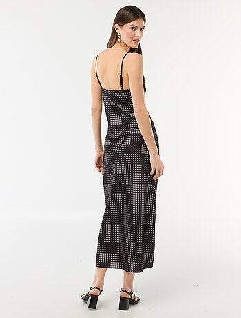 Vestido comprido acetinado com alças finas