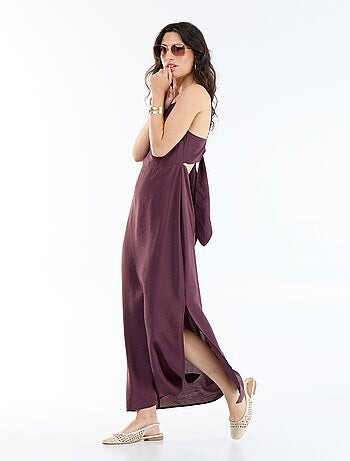 Vestido comprido acetinado com alças finas