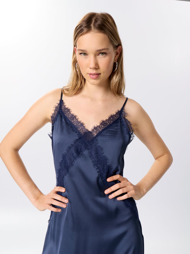 Vestido comprido acetinado + renda Azul - Kiabi