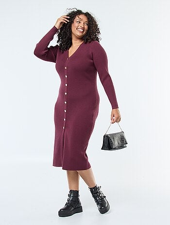 Vestido comprido canelado com botões dourados