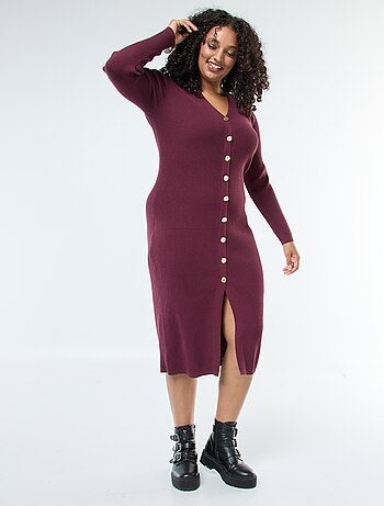 Vestido comprido canelado com botões dourados