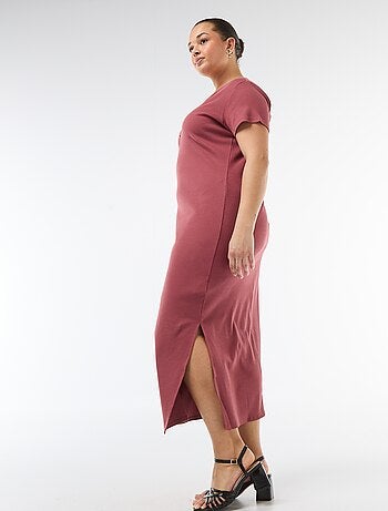 Vestido comprido canelado de manga curta