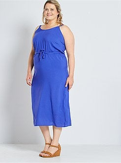 Vestido comprido cintado - Kiabi