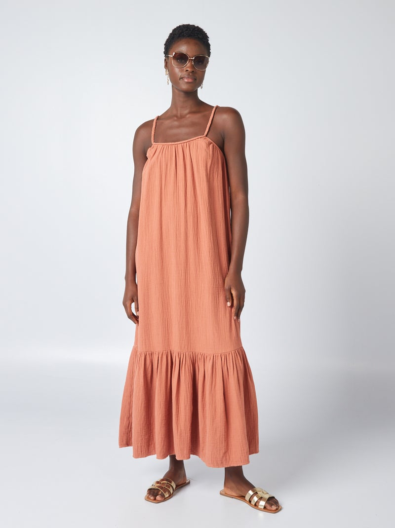 Vestido comprido com alças entrançadas CASTANHO - Kiabi