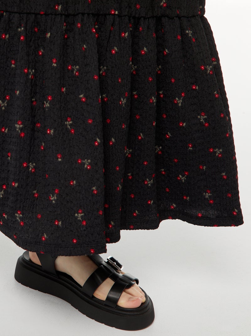 Vestido comprido com alças finas de material gofrado PRETO - Kiabi