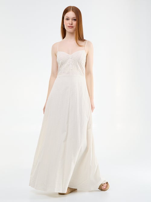 Vestido comprido com alças finas e bordados - Kiabi