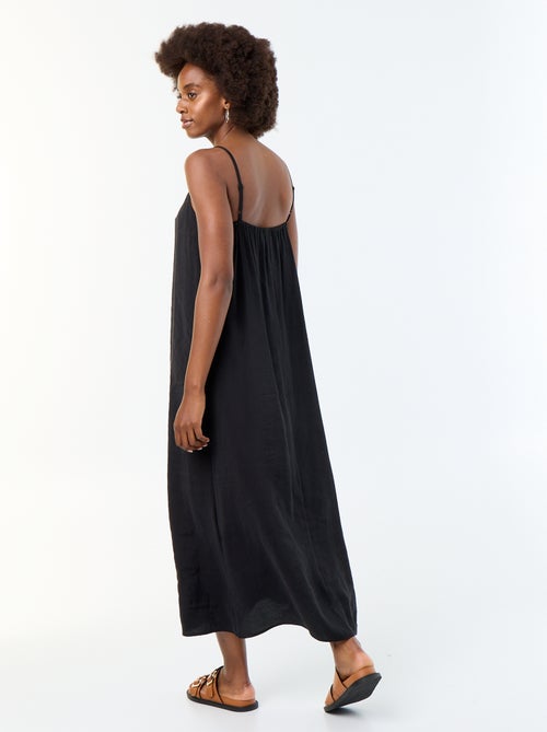 Vestido comprido com alças finas e pérolas - Kiabi Vestido comprido com alças finas e pérolas - Kiabi