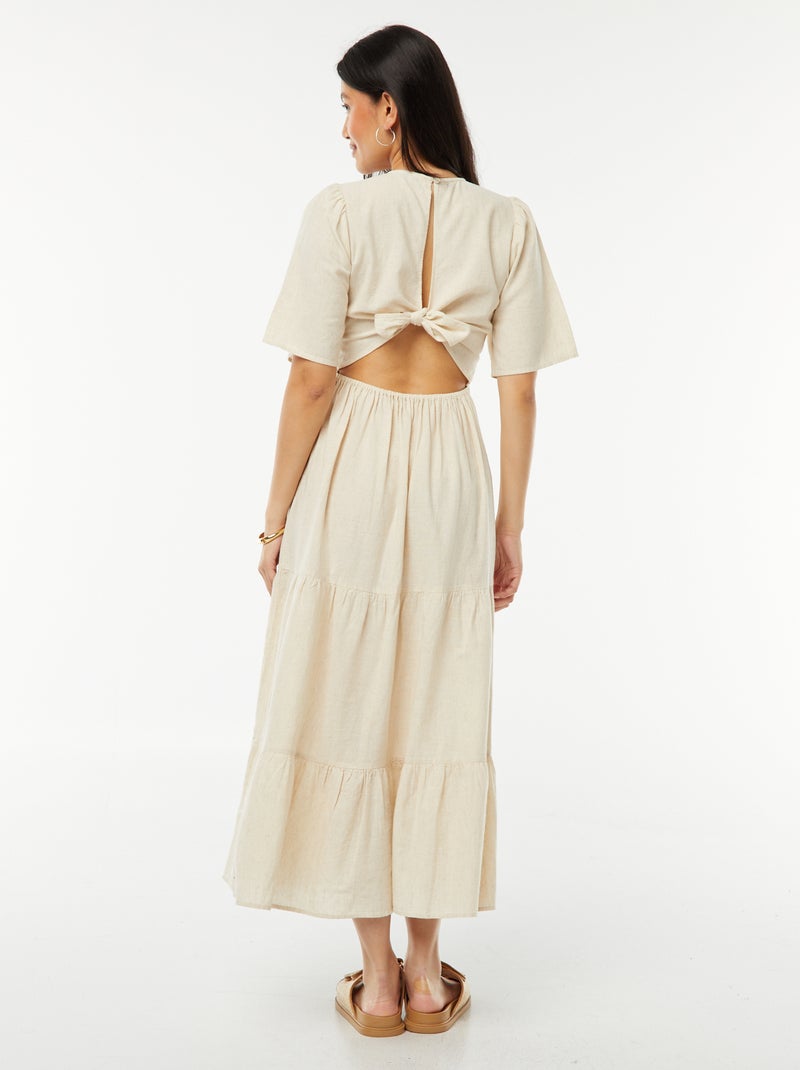 Vestido comprido com base com folhos e abertura atrás BEGE - Kiabi