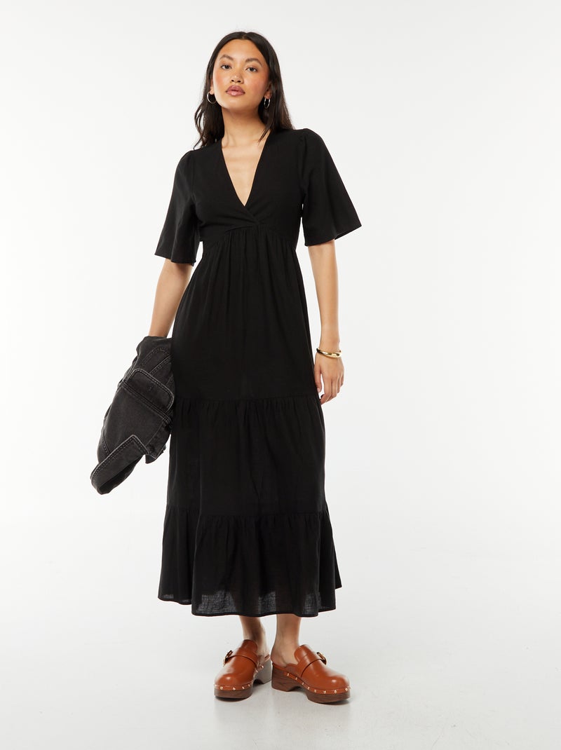 Vestido comprido com base com folhos e abertura atrás Preto - Kiabi
