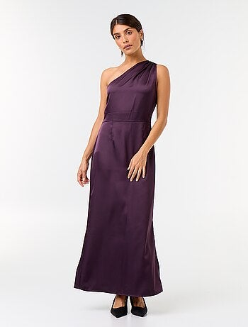 Vestido comprido com corte assimétrico