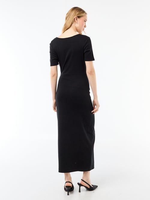 Vestido comprido com corte drapeado e detalhe de bijuteria - Kiabi