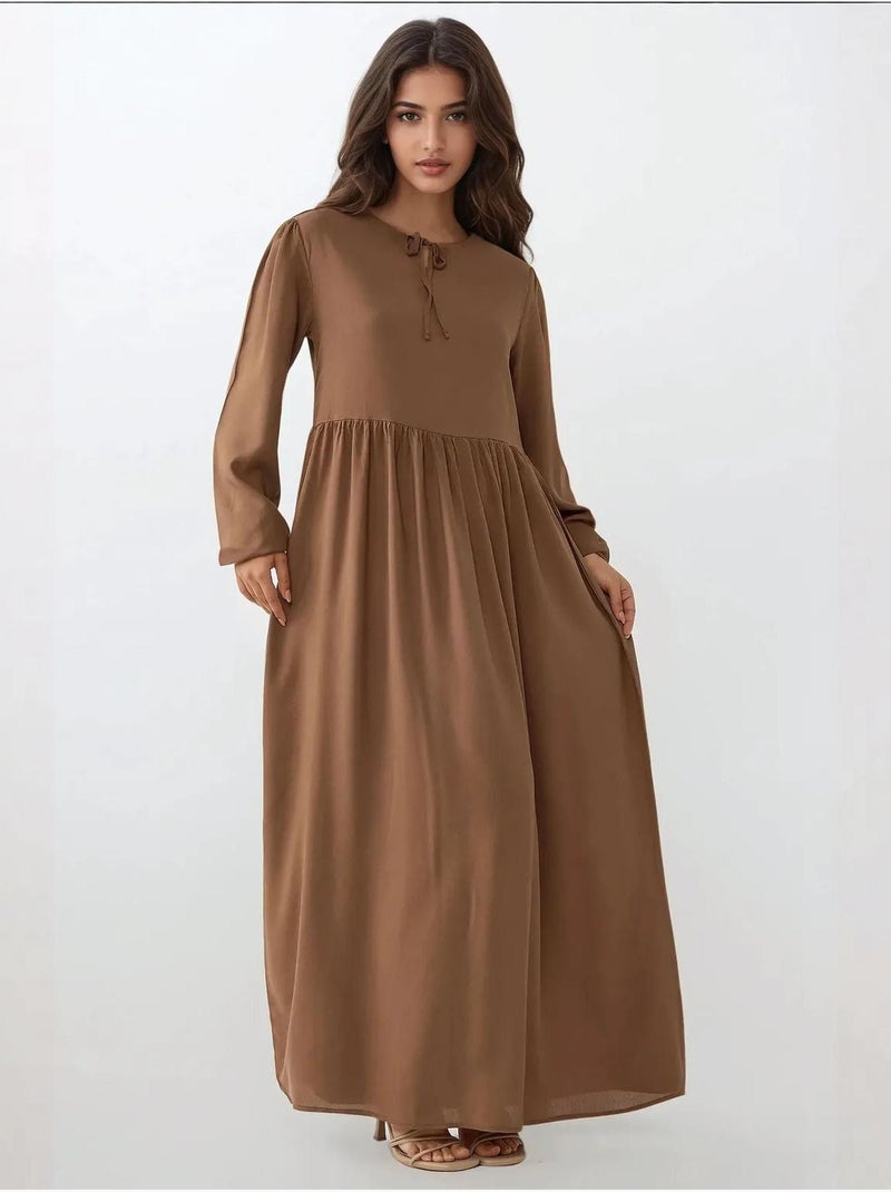 Vestido comprido com corte em a e gola redonda hiccup Castanho - Kiabi