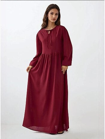 Vestido comprido com corte em a e gola redonda hiccup