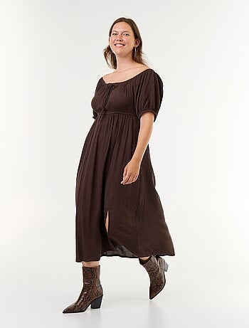 Vestido comprido com decote bardot