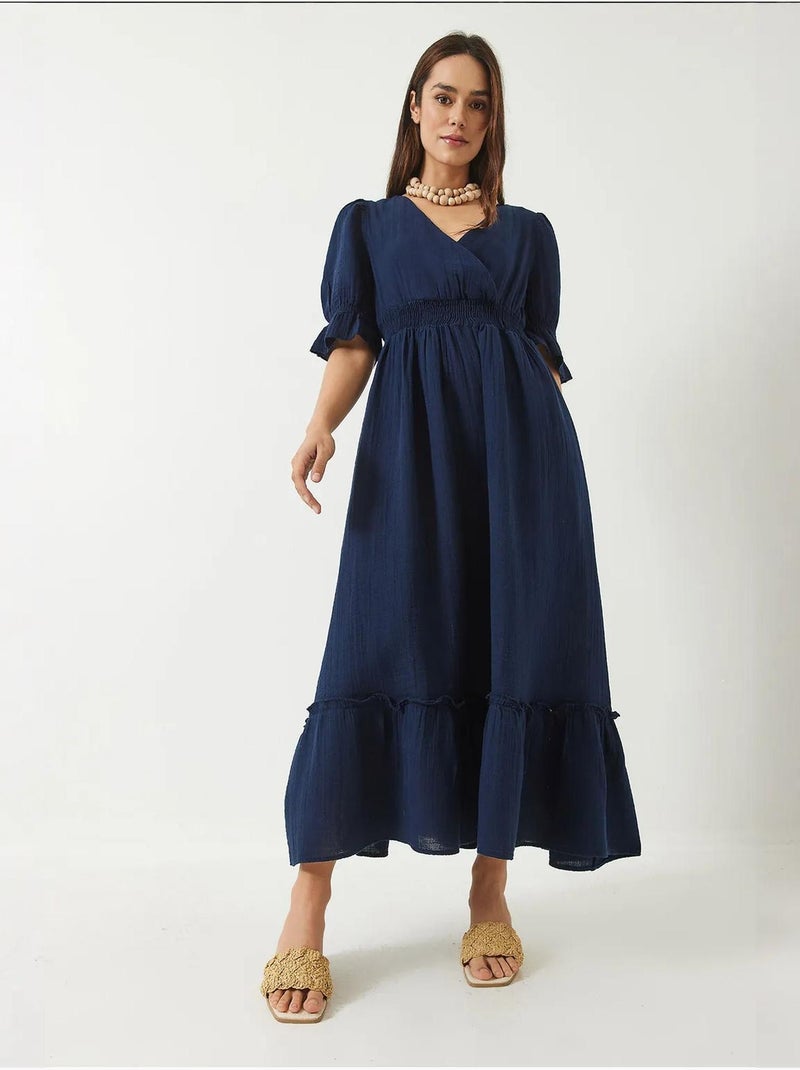 Vestido comprido com decote cruzado, cintura elástica e mangas lucci Azul-marinho - Kiabi