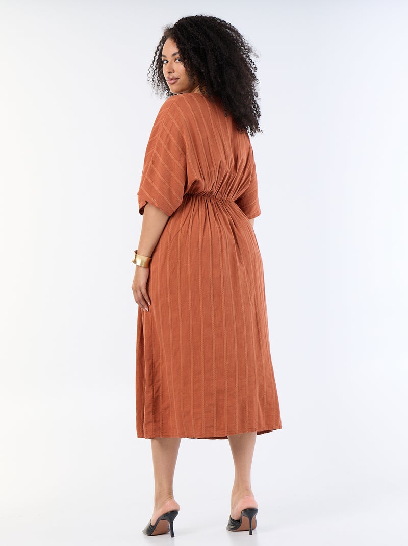 Vestido comprido com decote cruzado e joia fantasia Laranja - Kiabi
