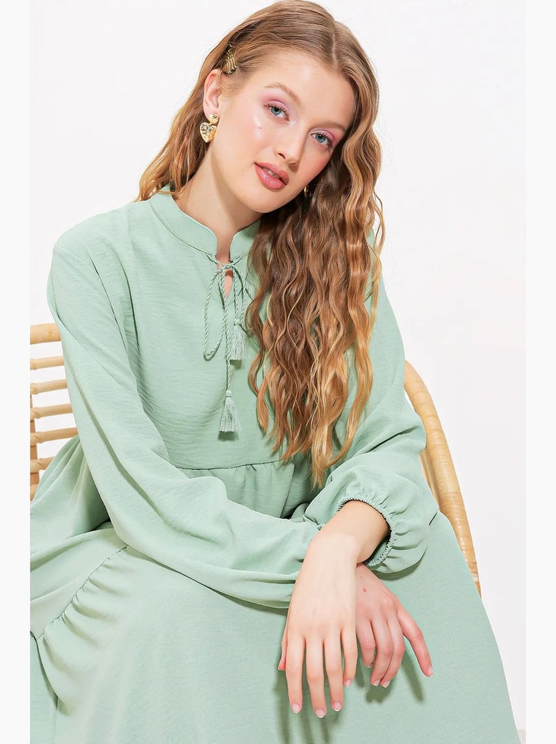 Vestido comprido com detalhe de laço bdart Verde menta - Kiabi