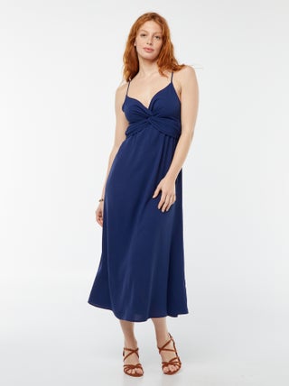Vestido comprido com efeito de nó e drapeado à frente