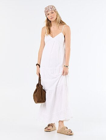 Vestido comprido com folhos