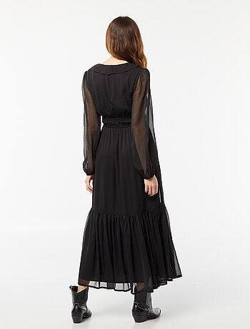 Vestido comprido com folhos