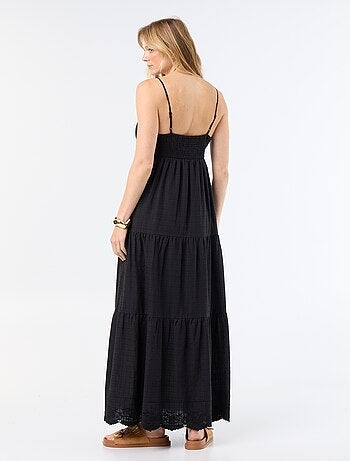 Vestido comprido com folhos