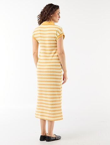 Vestido comprido com gola polo