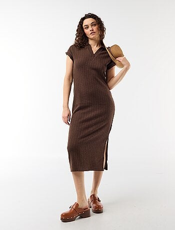 Vestido comprido com gola polo