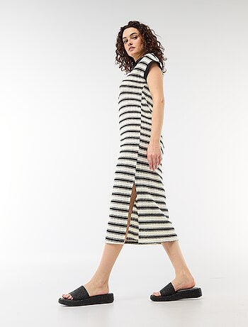 Vestido comprido com gola polo