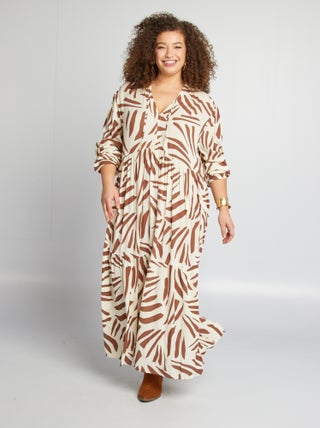 Vestido comprido com motivos