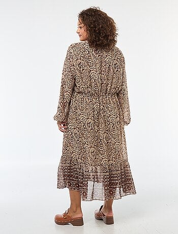 Vestido comprido com padrão e laço no colarinho
