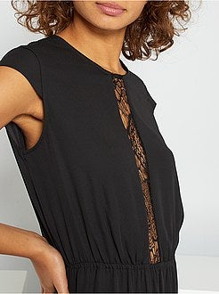 Vestido comprido com pormenores de renda - Kiabi